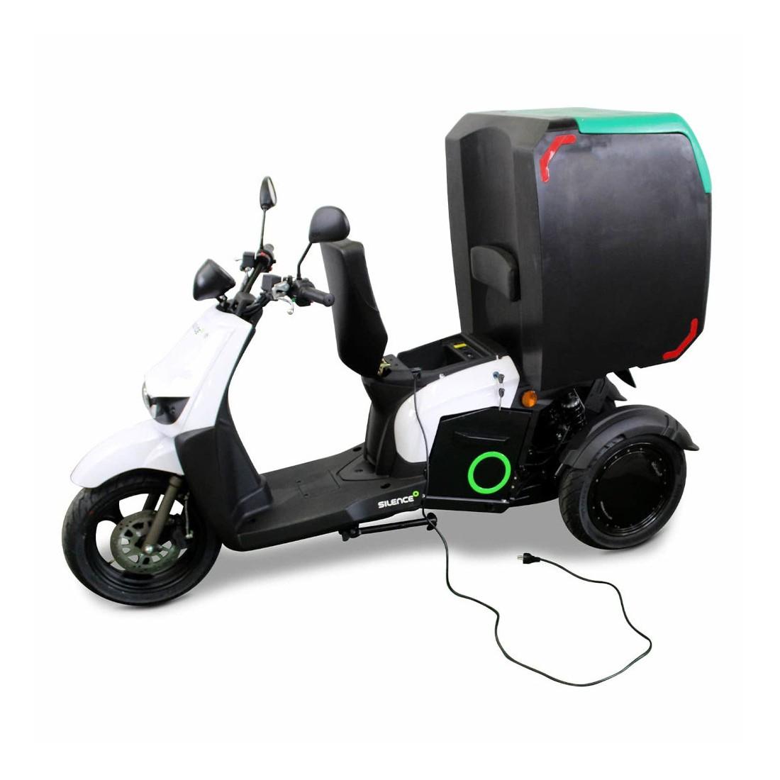 Silence S03, una scooter eléctrica de reparto con 3 ruedas